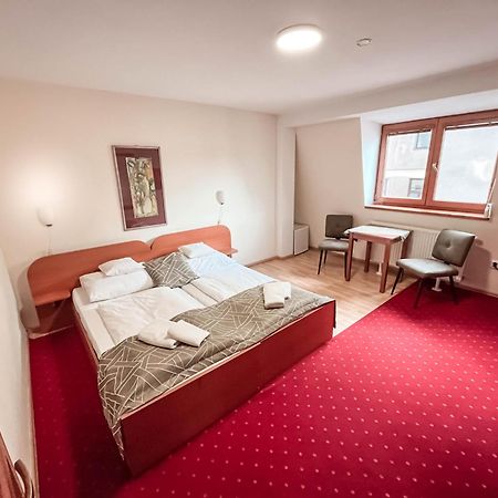 Penzion Tavel Prešov Exterior foto