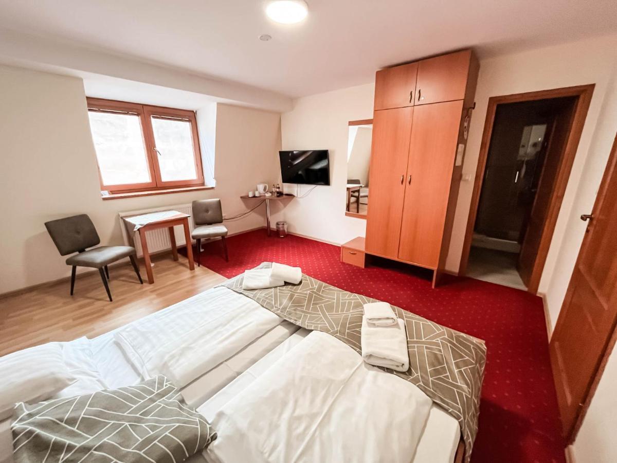 Penzion Tavel Prešov Exterior foto