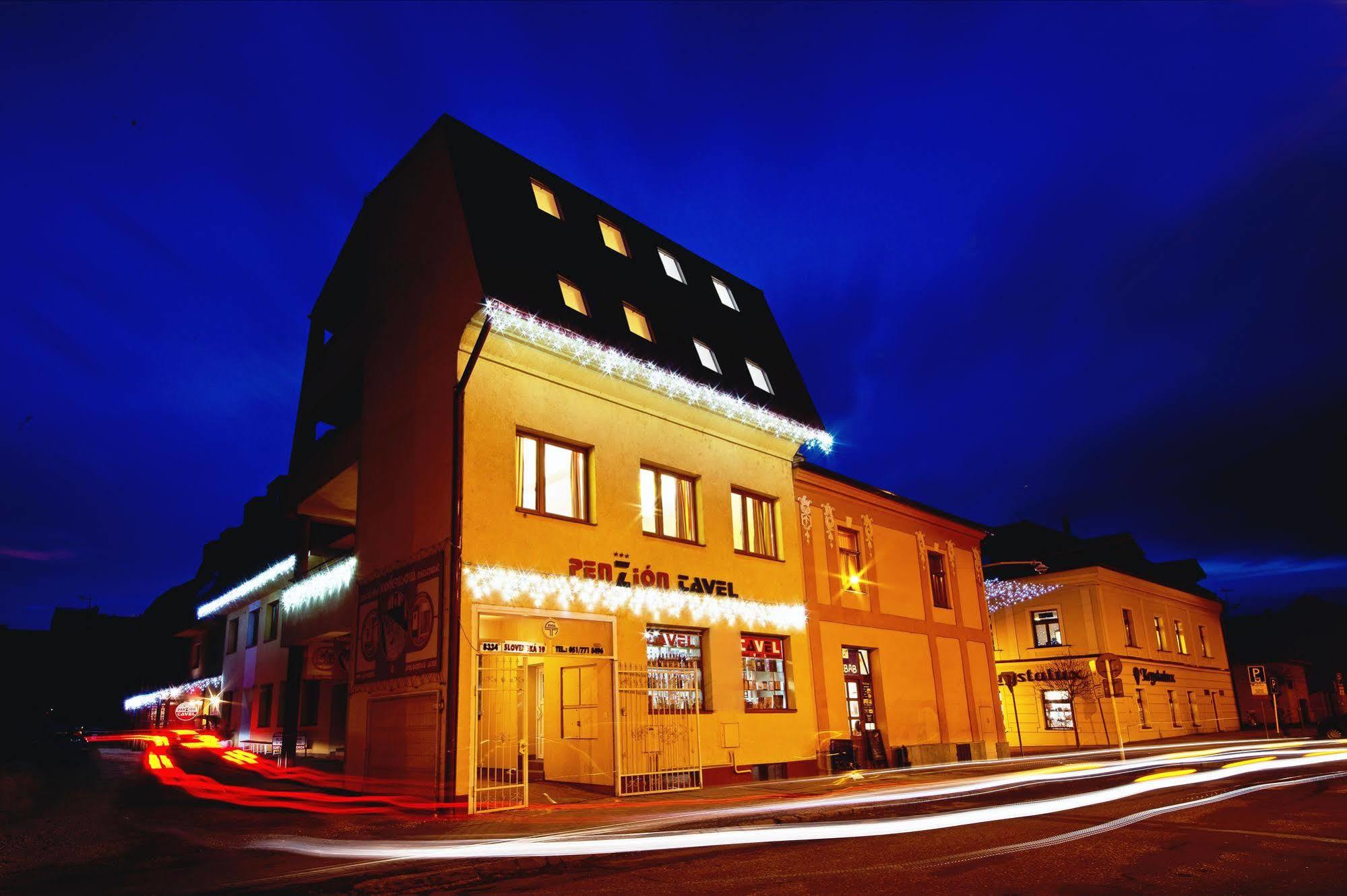 Penzion Tavel Prešov Exterior foto